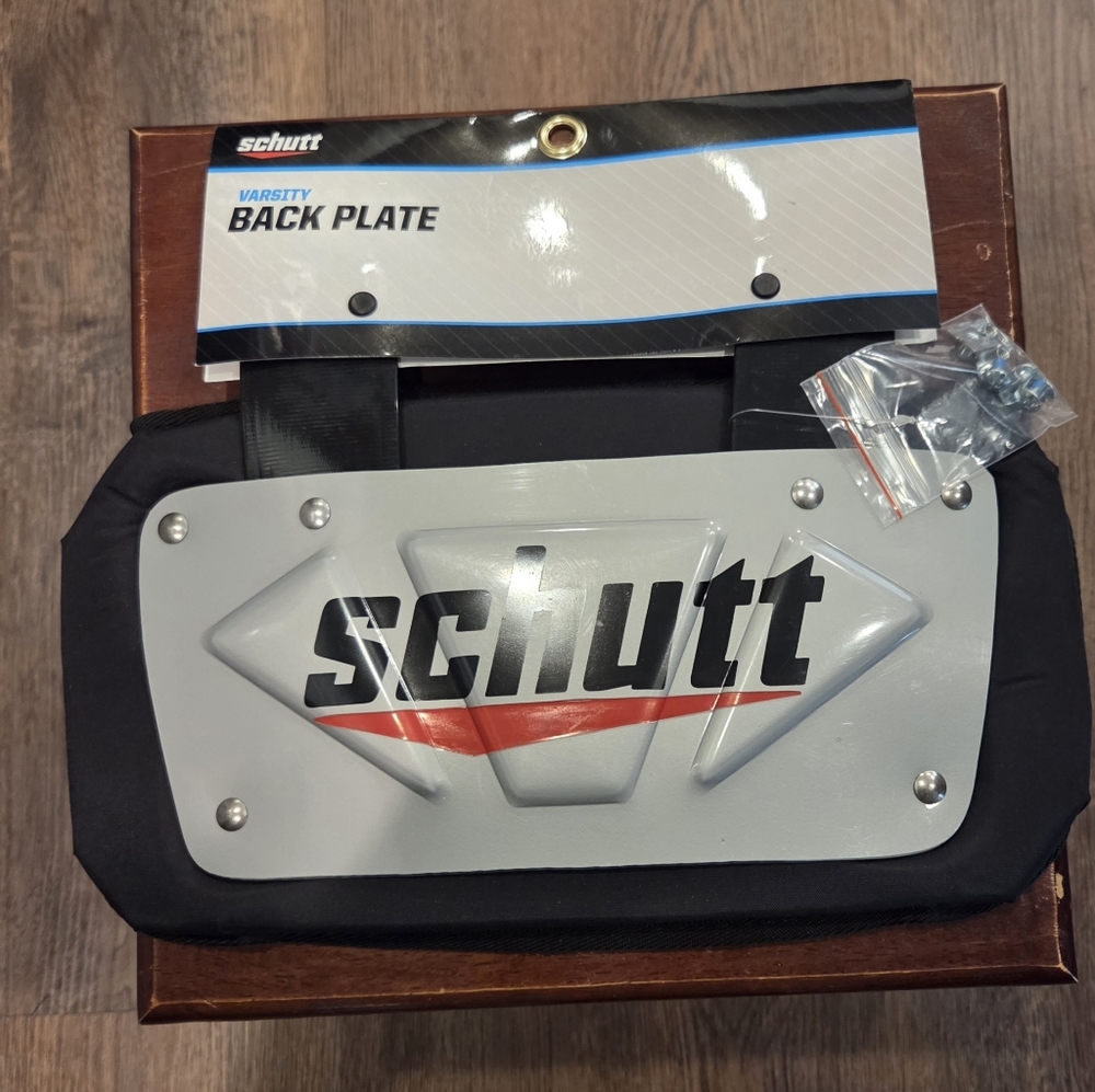 Schutt Varsity Back Plate in Black and Gray